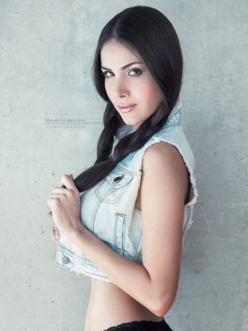 Stephanie-Pontes 2 Stephanie-Pontes 2